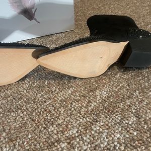 Jessica Simpson low heeled pointed toe sparkly booties size 6.5